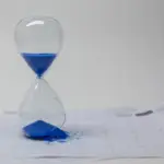 Calendar and clock representing deadlines for Arizona statute of limitations