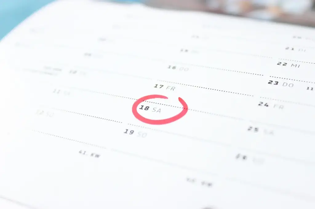 Calendar with a deadline date marked in red
